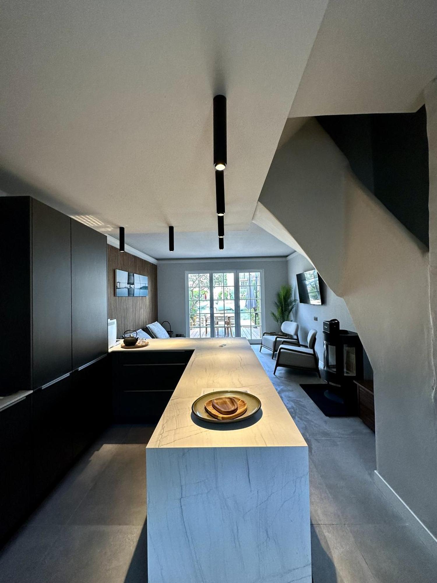 Casa Ika Port Grimaud - Maison 4 Chambres + Amarrage Экстерьер фото